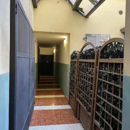 Apartment R 75 Centro Storico Parma