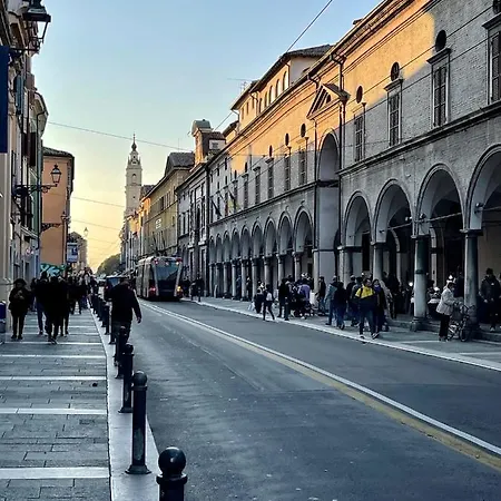 R 75 Centro Storico * Parma